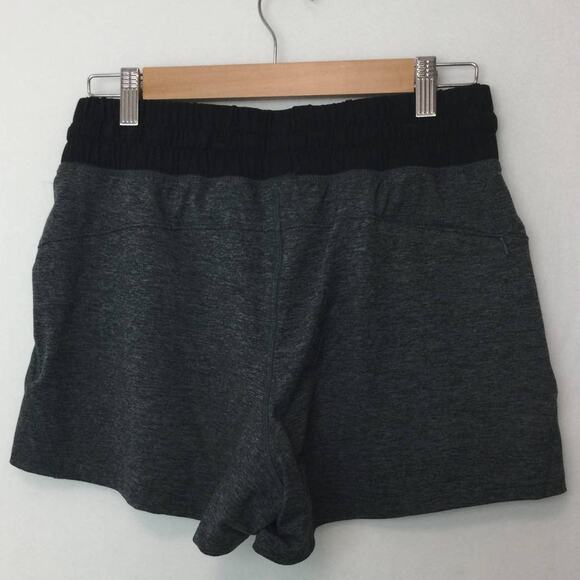 Asics brand Womens Medium Athletic Drawstring Shorts - Picture 2 of 3